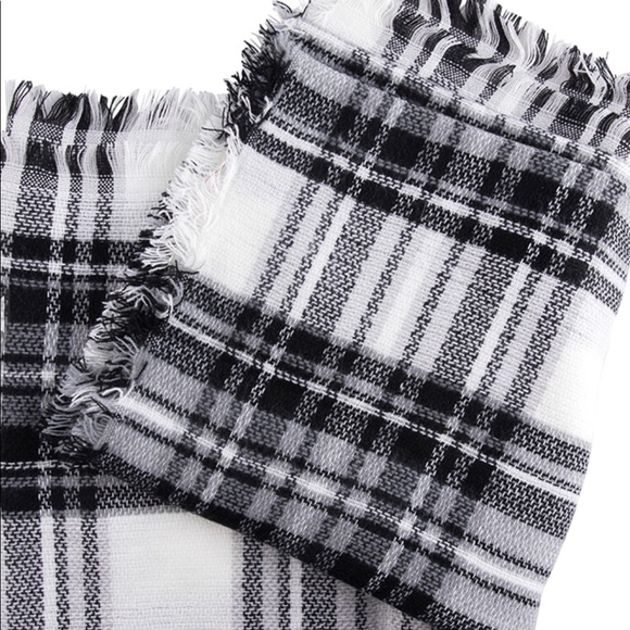 Blanket scarf brand new - Picture 2 of 5